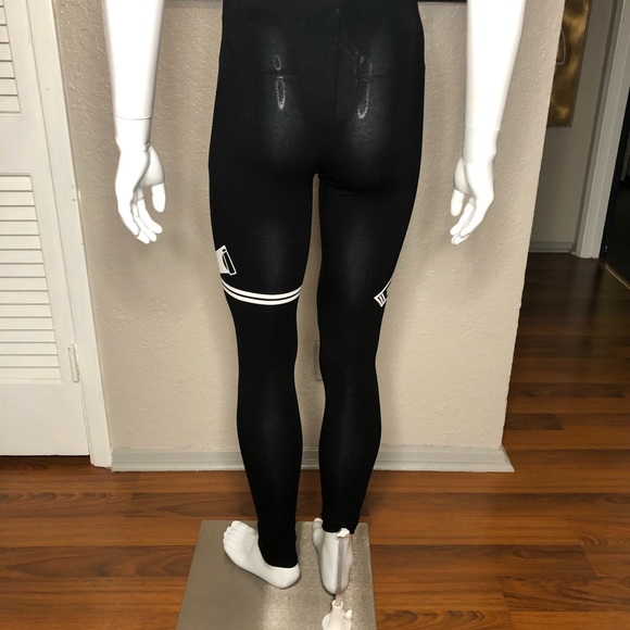 Mens leggings size small. - Picture 5 of 5